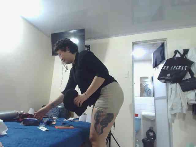 onlyLuxas23 webcam