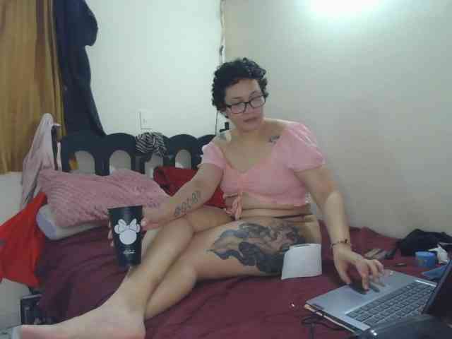onlyLuxas23 webcam