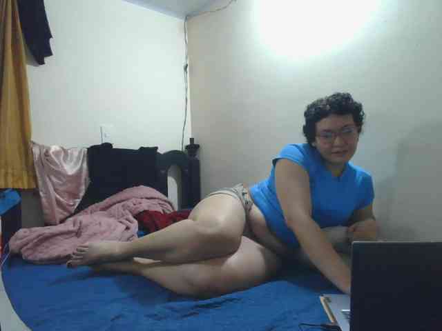 onlyLuxas23 webcam