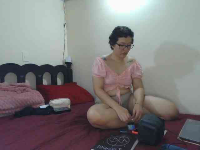 onlyLuxas23 webcam