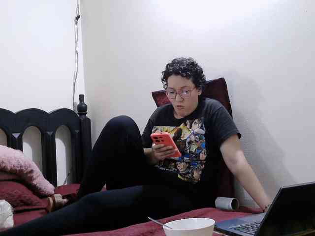 onlyLuxas23 Live Webcam on BongaCams