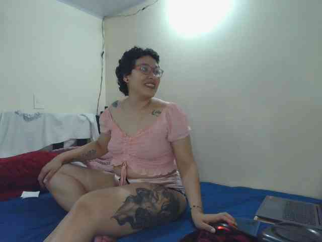onlyLuxas23 webcam