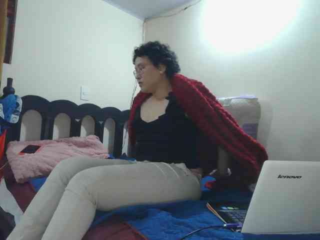 onlyLuxas23 webcam