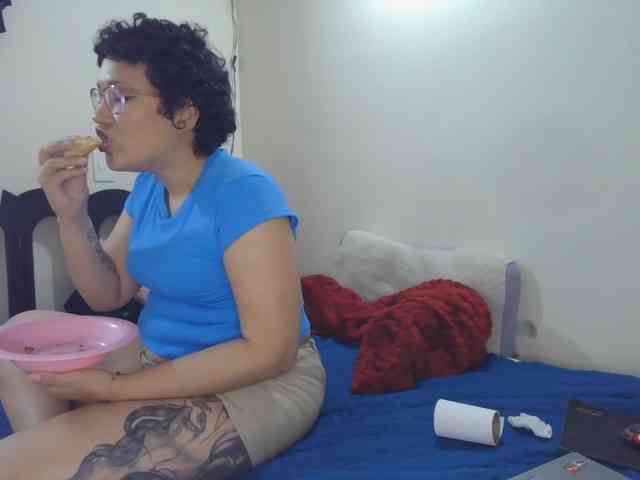 onlyLuxas23 webcam