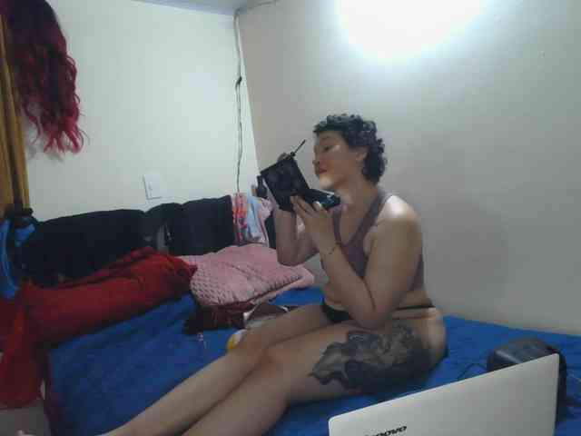 onlyLuxas23 webcam