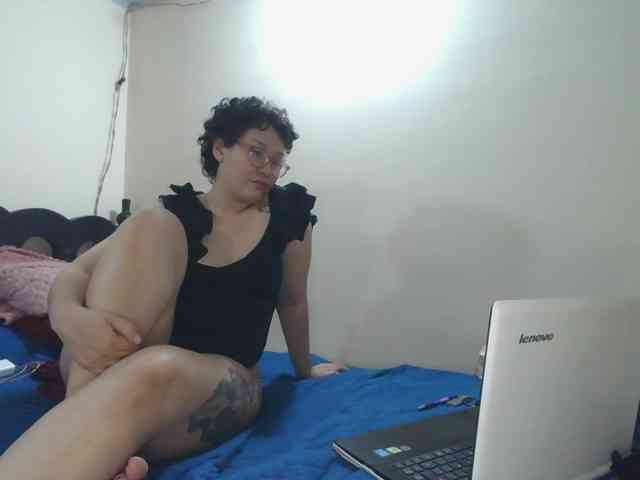 onlyLuxas23 Live Webcam on BongaCams