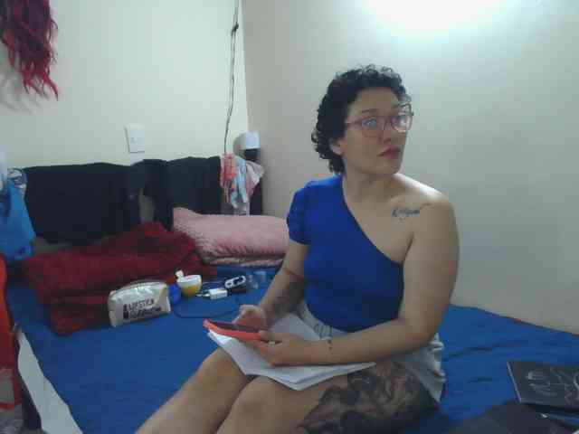 onlyLuxas23 webcam