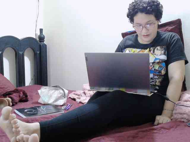 onlyLuxas23 webcam