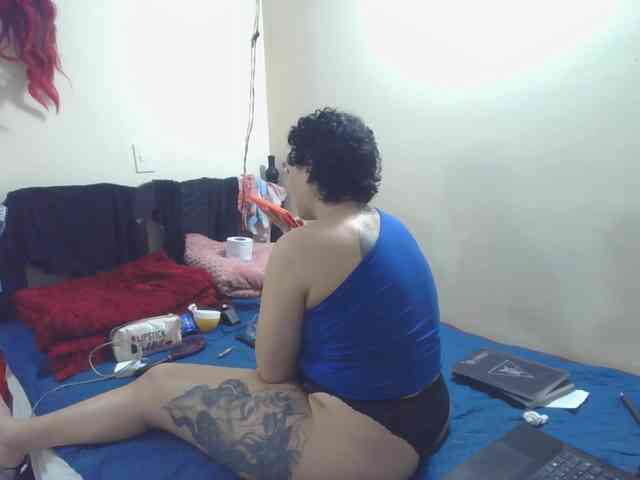 onlyLuxas23 webcam