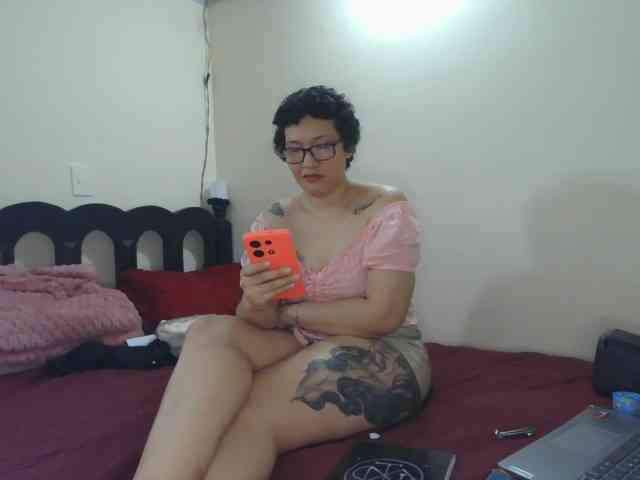 onlyLuxas23 webcam