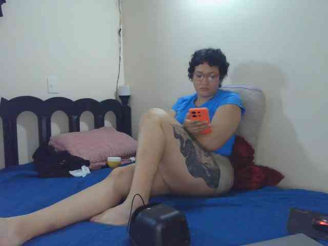 onlyLuxas23 webcam