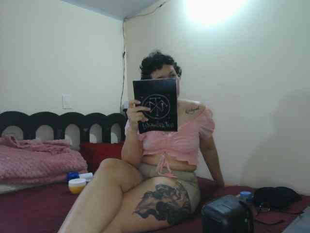 onlyLuxas23 webcam