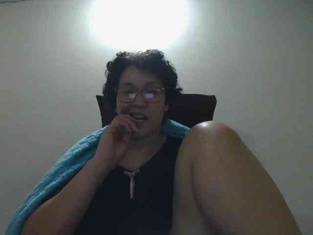 onlyLuxas23 webcam