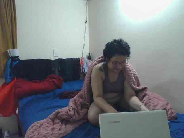 onlyLuxas23 webcam
