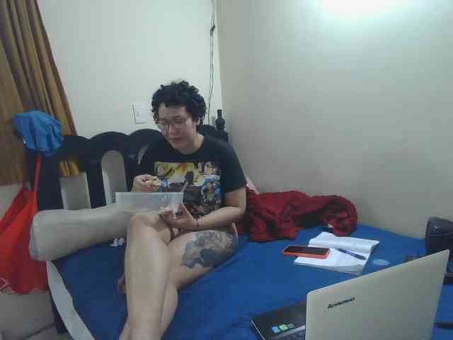 onlyLuxas23 webcam