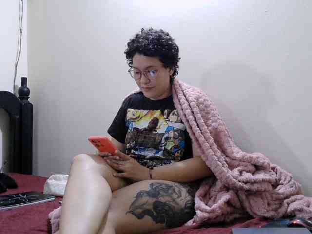 onlyLuxas23 webcam