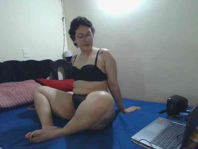 onlyLuxas23 webcam