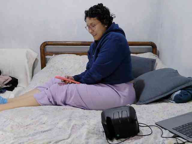 onlyLuxas23 webcam