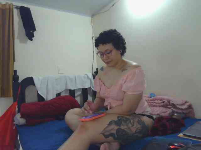 onlyLuxas23 webcam