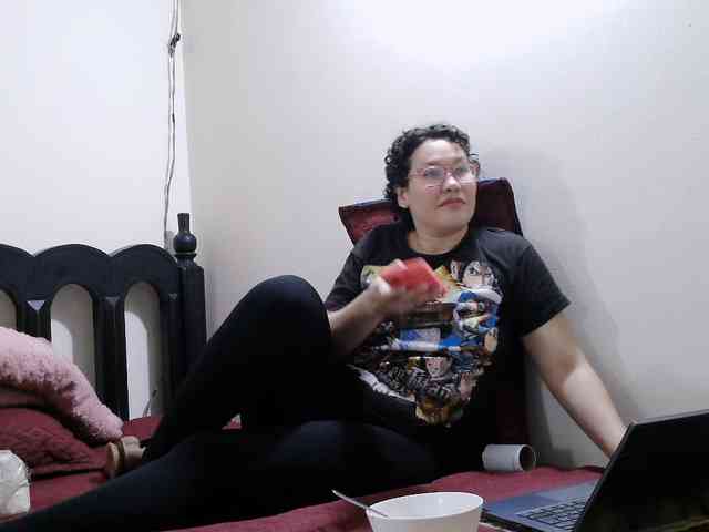 onlyLuxas23 webcam