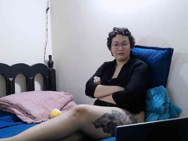 onlyLuxas23 webcam
