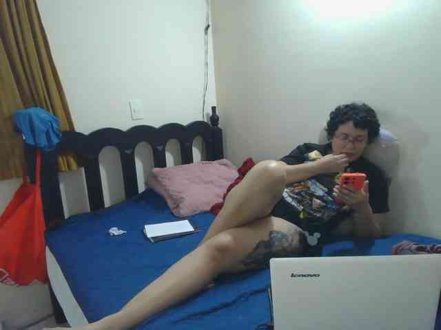 onlyLuxas23 webcam