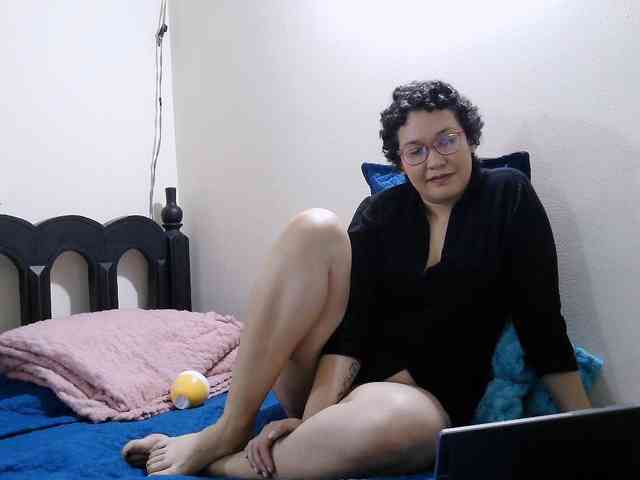onlyLuxas23 webcam