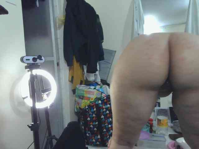 onlyLuxas23 webcam