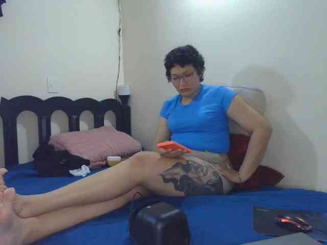 onlyLuxas23 webcam