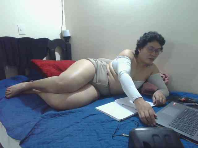 onlyLuxas23 webcam