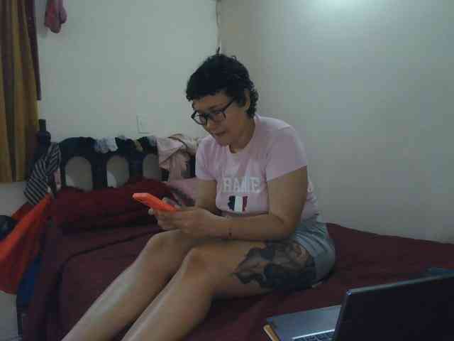onlyLuxas23 webcam