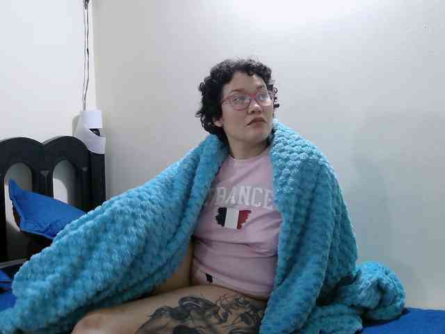 onlyLuxas23 webcam