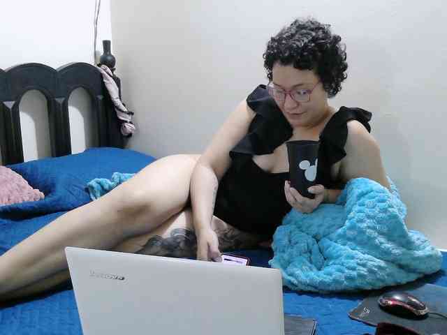 onlyLuxas23 webcam
