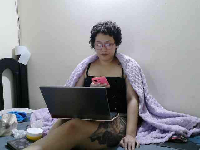 onlyLuxas23 webcam