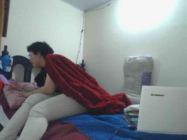 onlyLuxas23 webcam