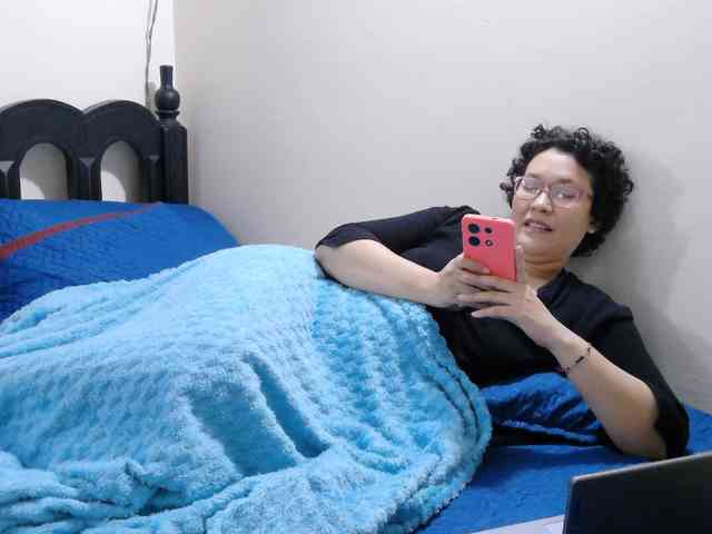 onlyLuxas23 webcam