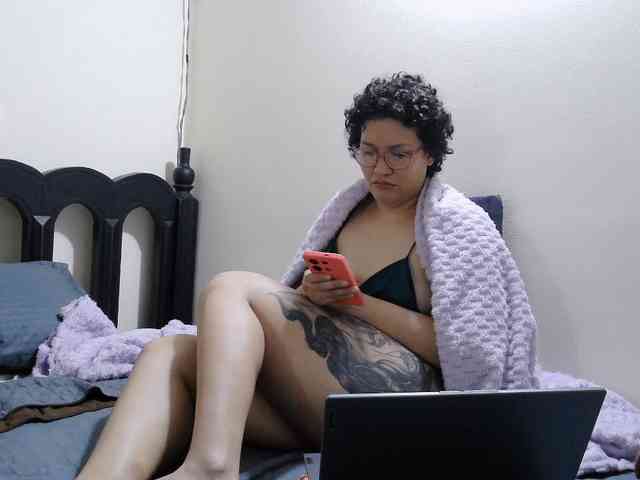 onlyLuxas23 webcam