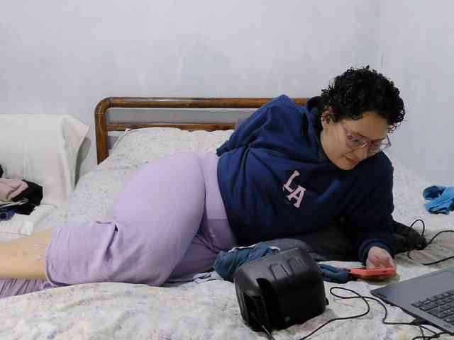 onlyLuxas23 webcam