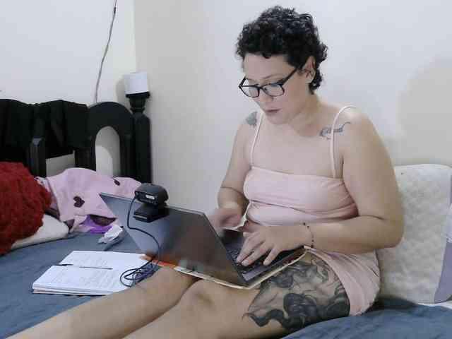 onlyLuxas23 webcam
