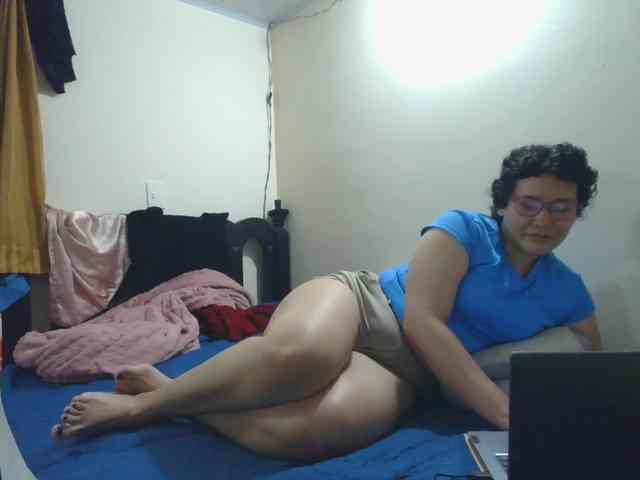 onlyLuxas23 webcam