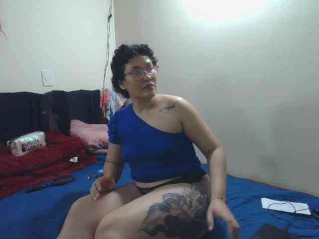onlyLuxas23 webcam