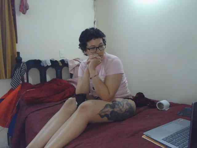 onlyLuxas23 webcam
