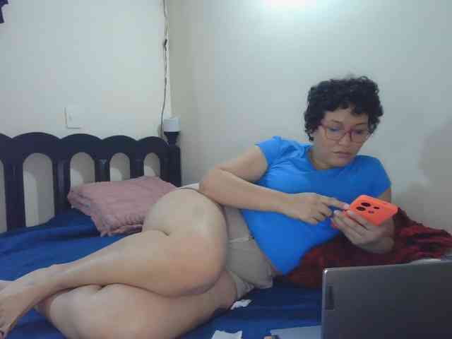 onlyLuxas23 webcam