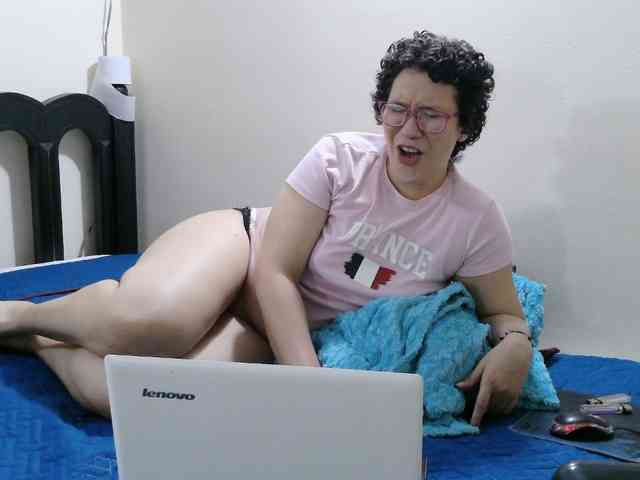 onlyLuxas23 webcam