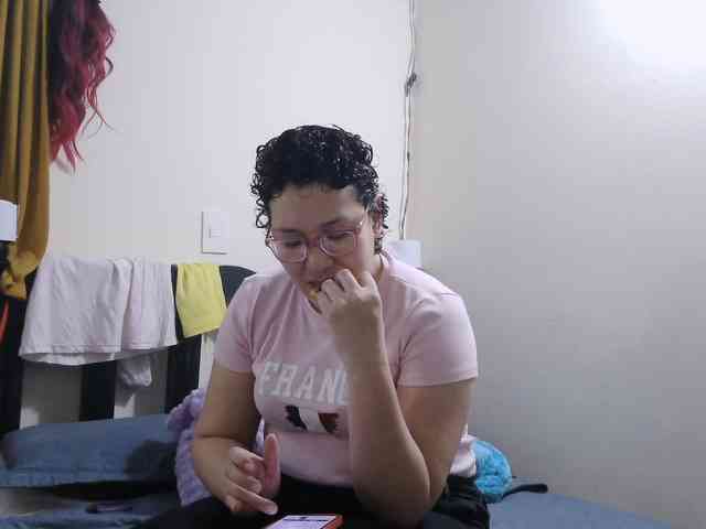 onlyLuxas23 webcam