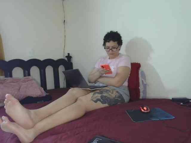 onlyLuxas23 webcam