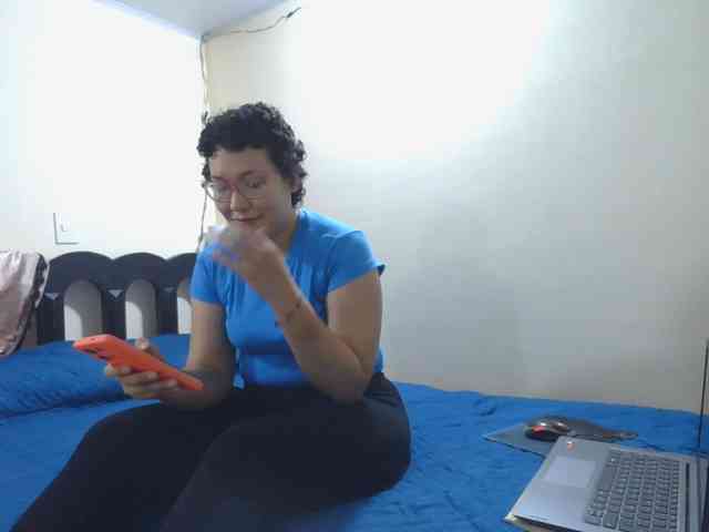 onlyLuxas23 webcam
