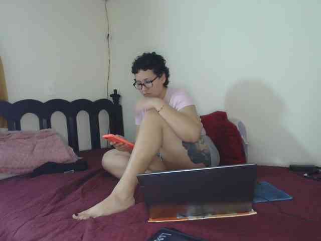 onlyLuxas23 webcam