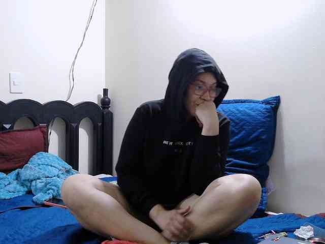 onlyLuxas23 webcam