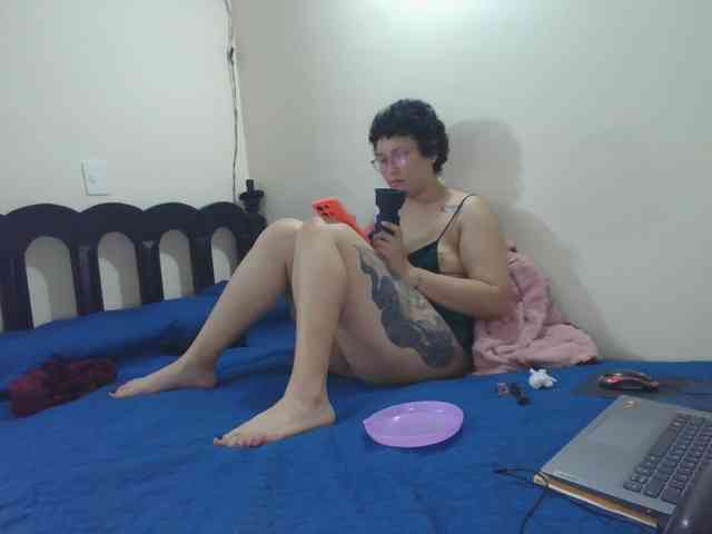 onlyLuxas23 webcam
